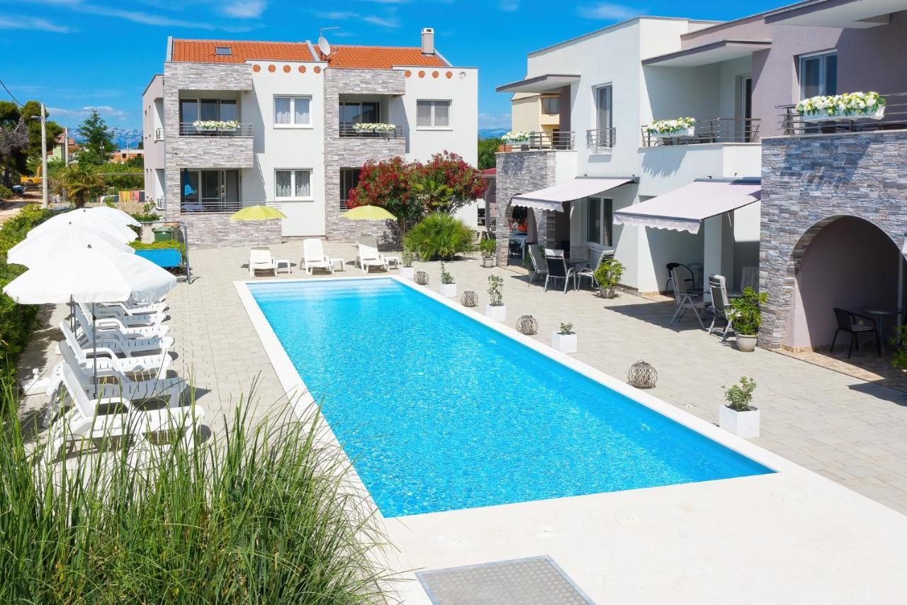 Apartments Punta Privlaka  Kültér fotó