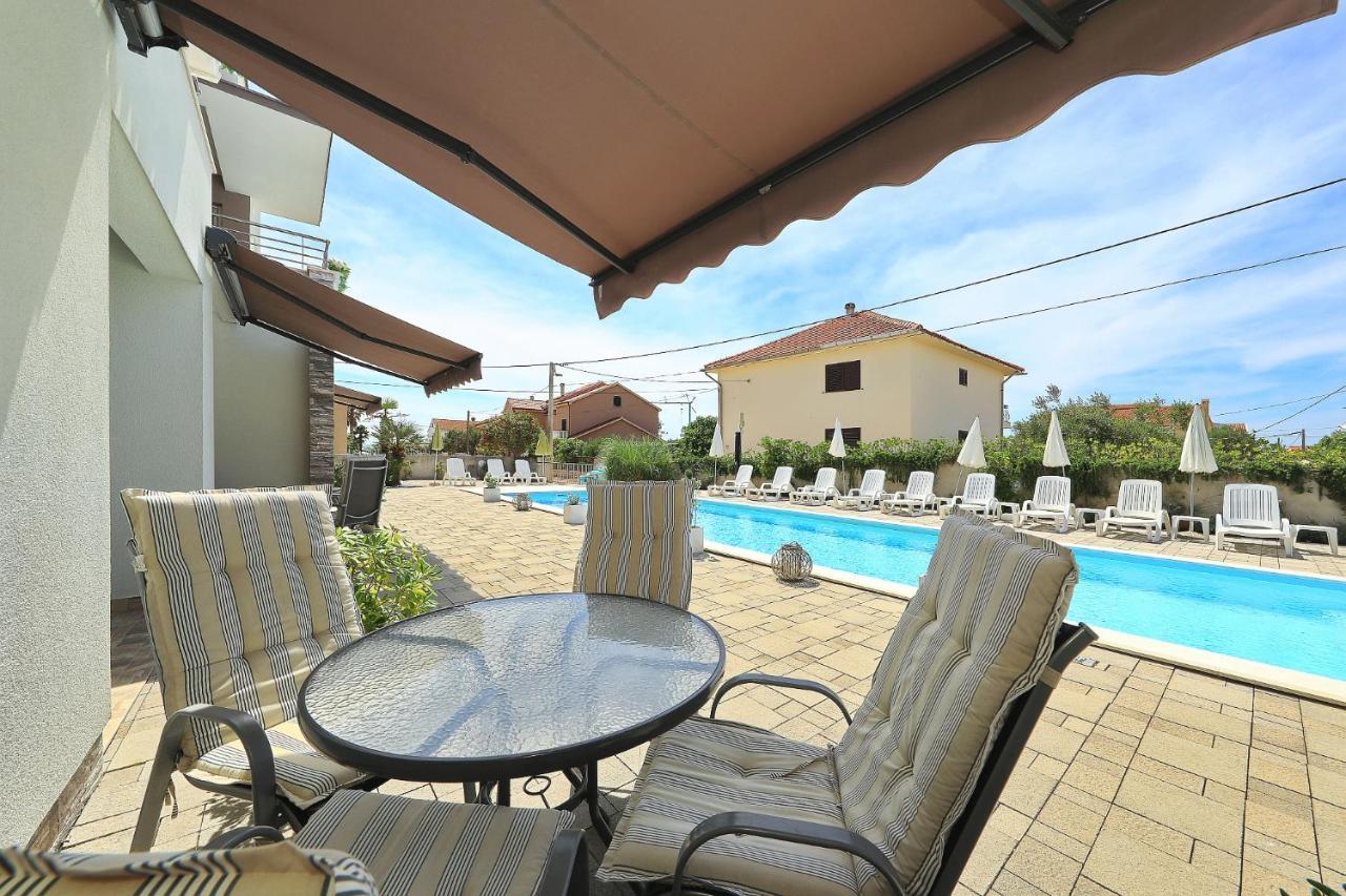 Apartments Punta Privlaka  Kültér fotó