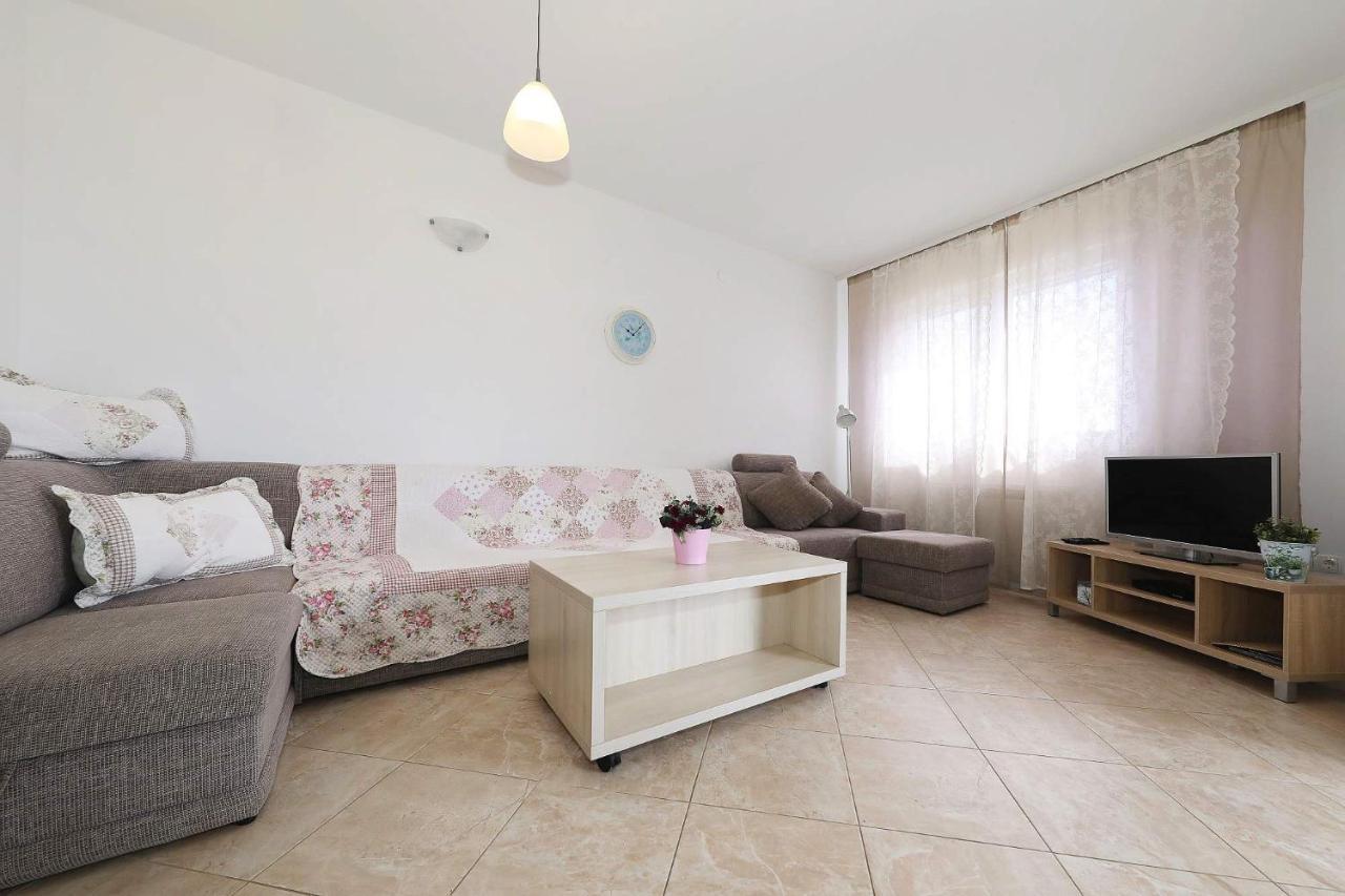 Apartments Punta Privlaka  Kültér fotó
