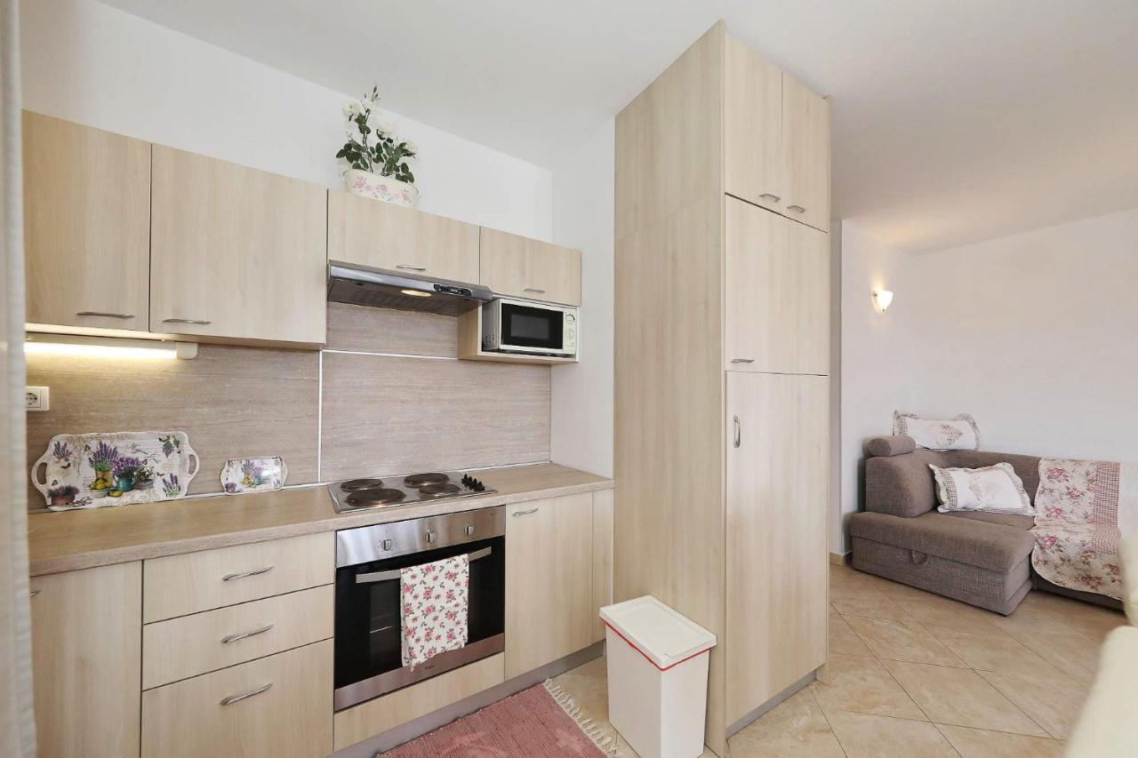 Apartments Punta Privlaka  Kültér fotó
