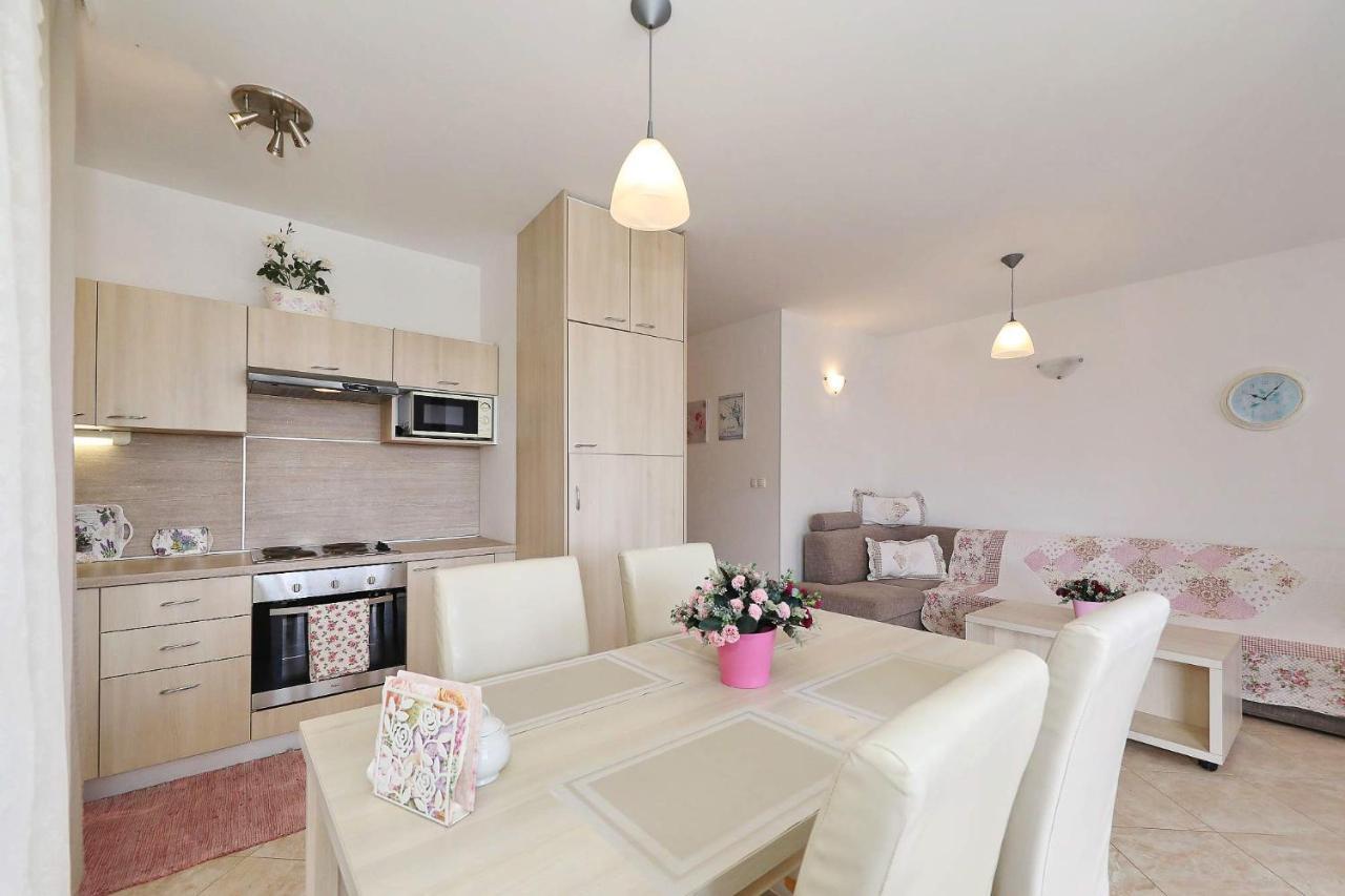 Apartments Punta Privlaka  Kültér fotó