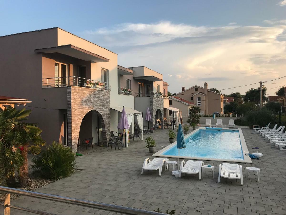 Apartments Punta Privlaka  Kültér fotó